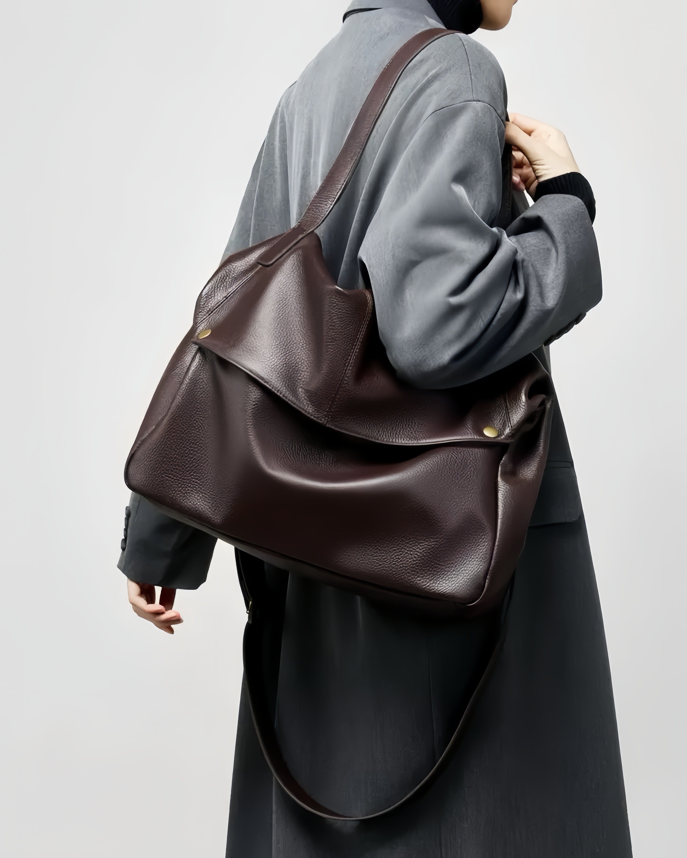 #129.99 Noir Flow Tote